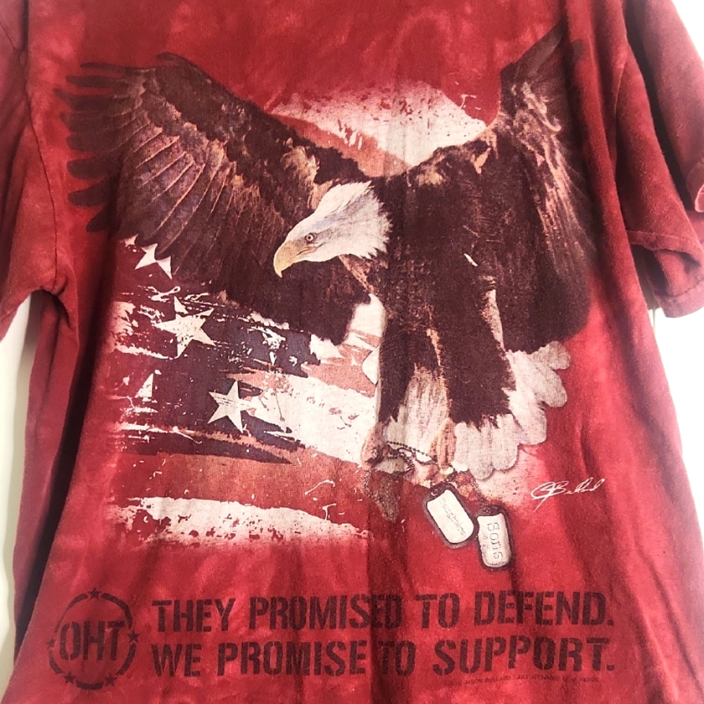 Unisex The Mountain Bald Eagel USA Military Graphics Maroon Tie Dyed T-shirt